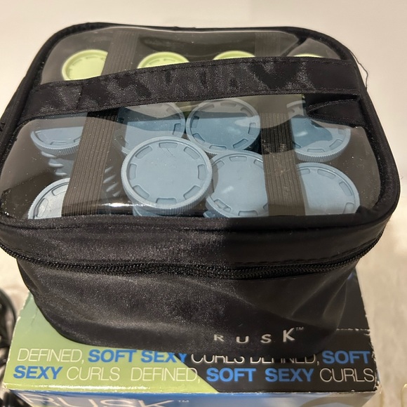 RUSK CERAMIC MULTI SIZE HEATED ROLLERS - Picture 3 of 7